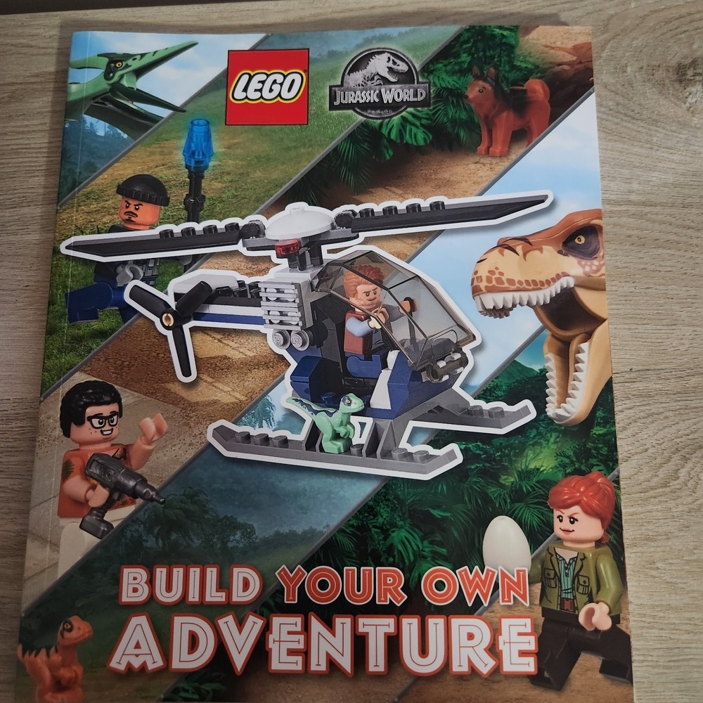 LEGO Jurassic World‎ Build Your Own Adventure Book